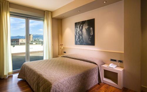 Hotel Europa Latina Kültér fotó